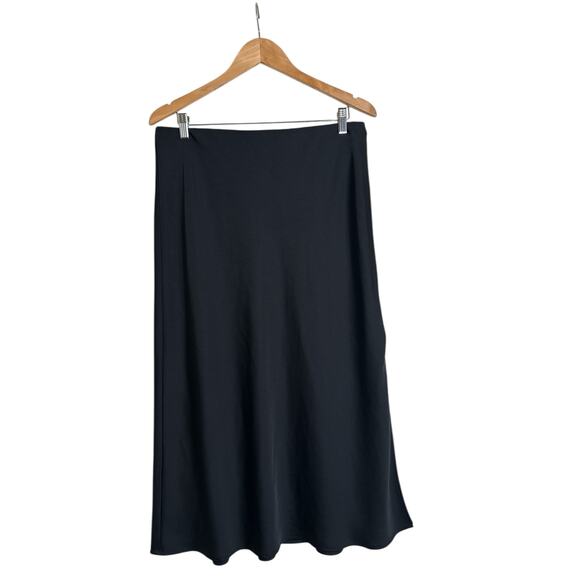 A New Day Women’s Black A-Line Satin Feel Slip Midi Skirt Elastic Waist Large - Picture 2 of 9